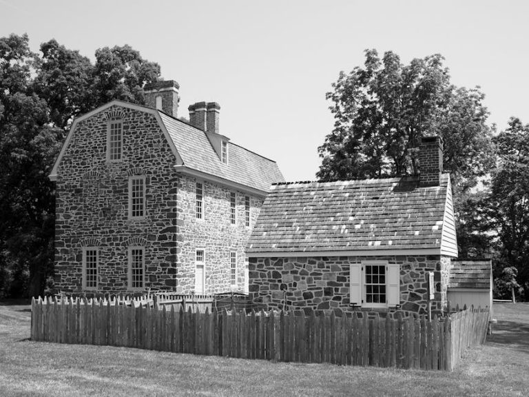 Покупка квартиры в новостройке Ростова-на-Дону: как проверить застройщика